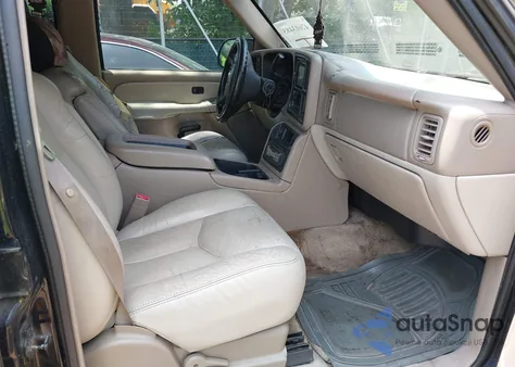 2003 Chevrolet Tahoe Z71 z USA, uszkodzony, nr VIN 1GNEK13T23R213938